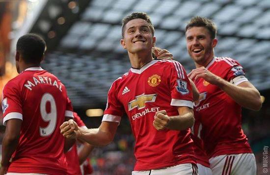 随后又凭借 随后又凭借